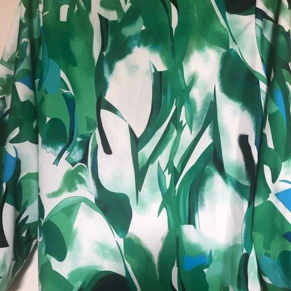 Floral lantern sleeve blouse - Picture 7 of 9